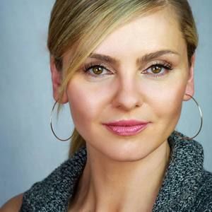 Meet your Posher, Elena